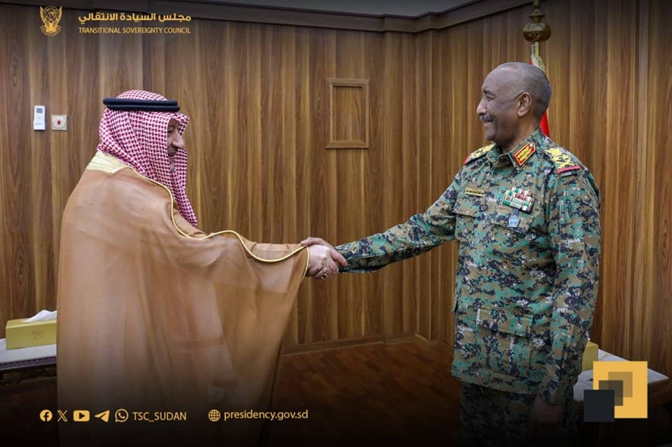 رئيس مجلس السيادة بالسودان يلتقي نائب وزير الخارجية السعودي  6 IMG 20241222 WA0015