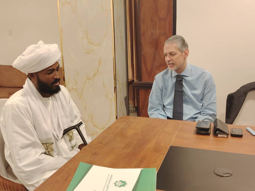 وزير الشؤون الدينية والأوقاف يلتقي السفير المصري 5 IMG 20250112 WA0019