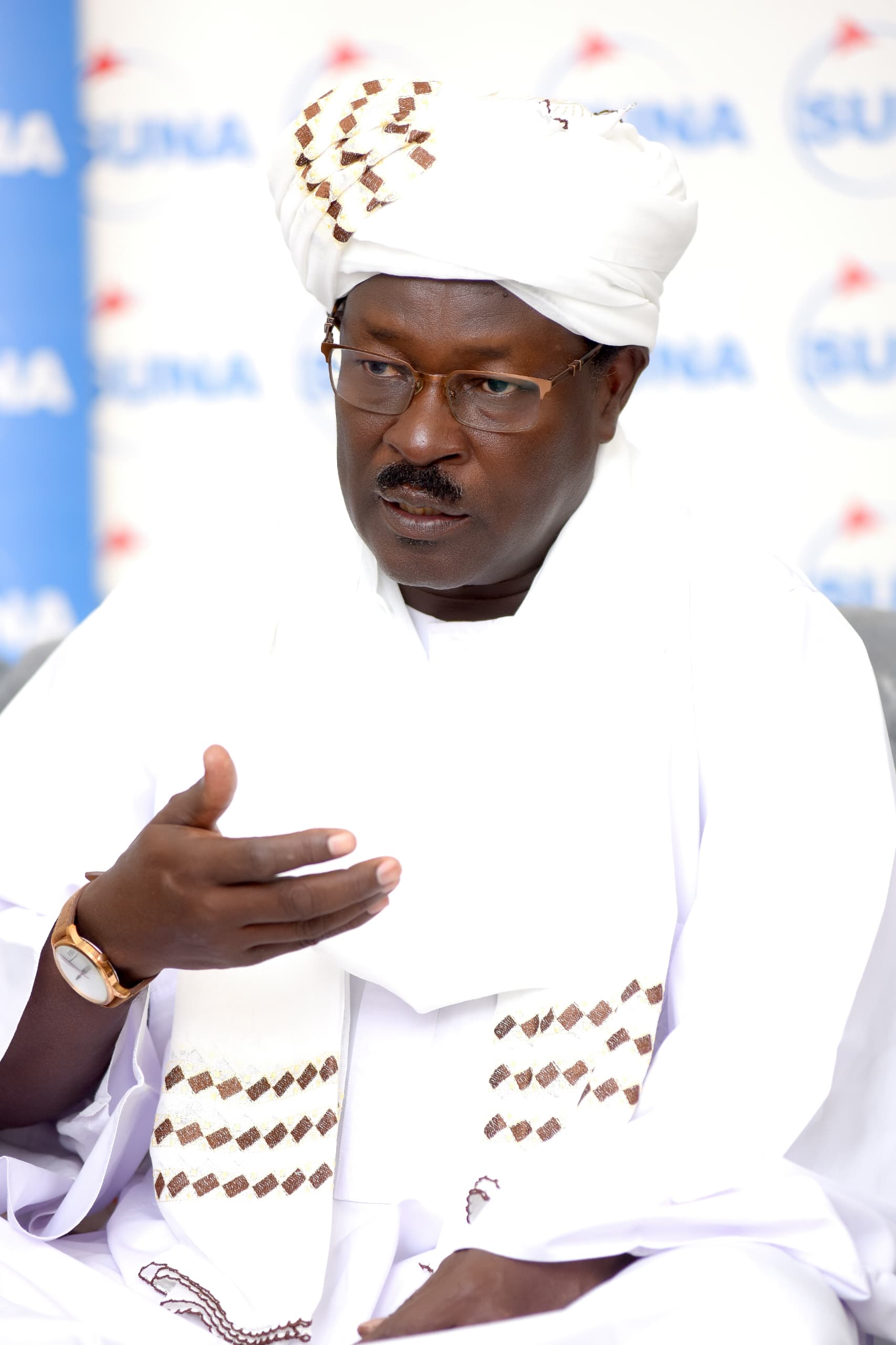 والي جنوب دارفور يدشن قافلة مساعدات إنسانية لنازحي جنوب دارفور بكوستي    5 IMG 20250211 WA0091