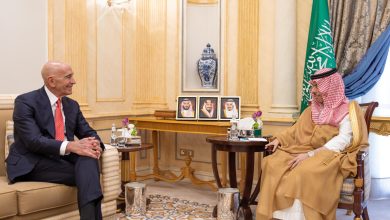 وزير الخارجية السعودي يبحث مع المبعوث الأمريكي توم باراك خطوات دعم الشعب السوري 7 IMG 20250528 WA0077