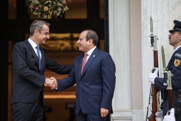 مصر واليونان : دعم خطة إعادة إعمار غزة 7 fab3ebef1eec679bb37e3cb35f0f9734 89279038