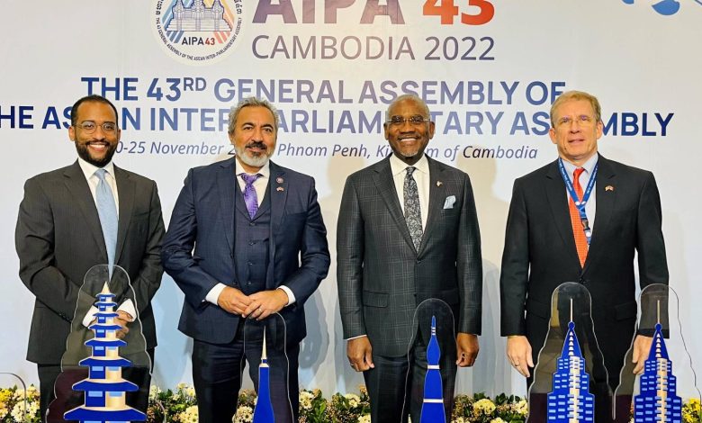 تعرف على أبرز النواب الذين قدموا اعتراض على بيع أسلحة إلى الإمارات 1 meeks cambodia 2022