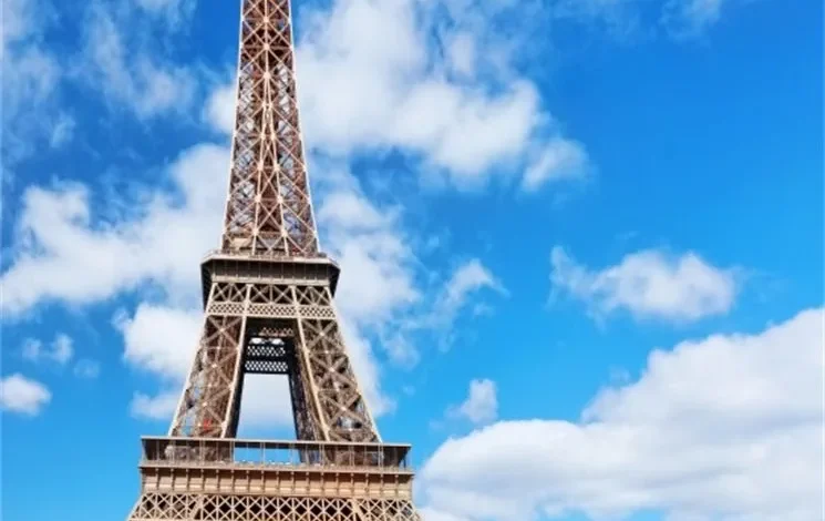 بسب الحر... إغلاق برج ايفل 1 61E161twElL. UF10001000 QL80 FMwebp