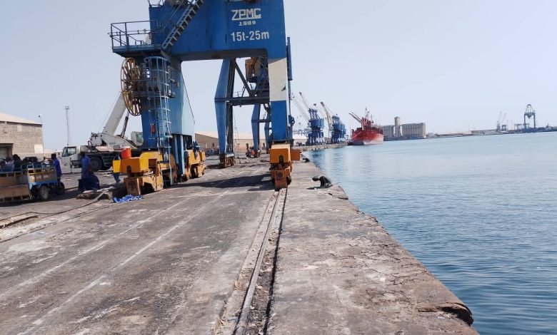 تحديث للميناء الشمالي وهذا ما يحدث للكرينات 1 IMG 20250930 WA0105