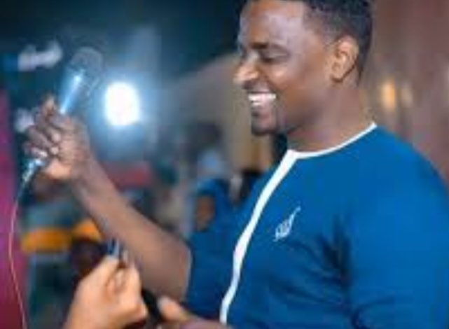 مقربين للفنان على كايرو : "نطمئن الجمهور الفنان بخير  مع التمنيات بعاجل الشفاء" 1 Screenshot ٢٠٢٥١٠٠٢ ١٠١٦٢٧ Chrome