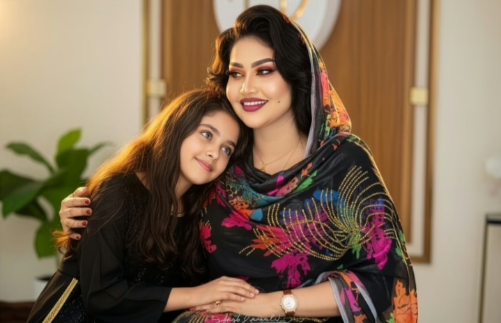 باطلاله منفردة عن الاخريات... عوضيه عزاب تغني لابنتها  1 Screenshot ٢٠٢٥١٠١٧ ٠٨٠٤٣٧ Chrome