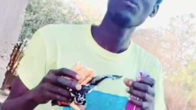 (بالببسي) و(الكيك) نجم السوشيال ميديا (كلو) لأصدقائه (البخل ما سمح وحصلوني كان تقدروا) 6 Screenshot ٢٠٢٥١٠١٨ ١٢٤٤١٥ Facebook 2