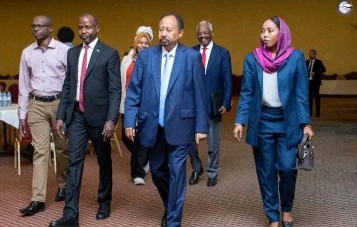 (على خلفية بلاغات جنائية) (بالأسماء) .. بنك السودان يجمد حسابات 39 سياسي بصمود وتأسيس 1 Screenshot ٢٠٢٥١٠٢٣ ١٢٥٣٠٢ Google