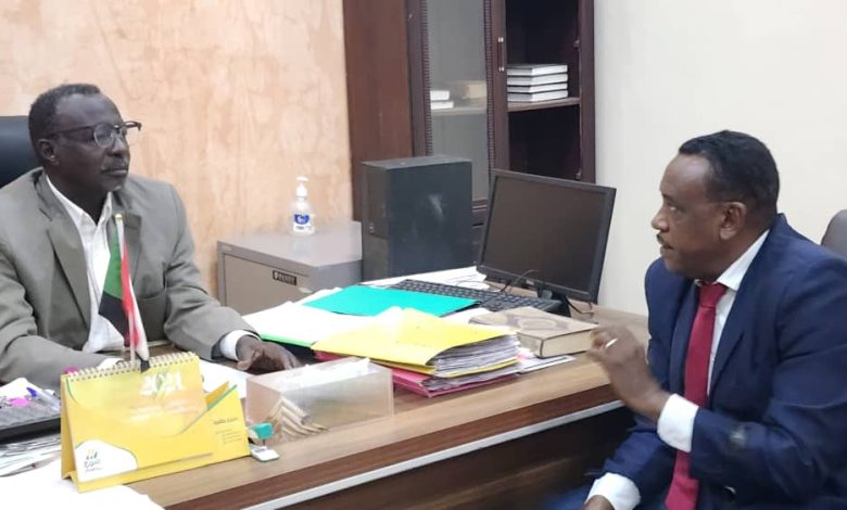 مدير ديوان الزكاة شيكان يتلقي اشادة من نائب المدير التنفيذي بتدخلات الديوان الاجتماعية 1 IMG 20260223 WA0576