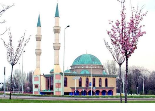 هولندا تطلق منصة رقمية لرصد الاعتداءات على المساجد 1 images 2026 09 19T101544.519
